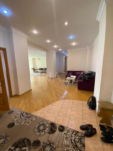İcarəyə verilir 4 otaqlı yeni tikili 230 m², 28 May m., photo 16 from 26