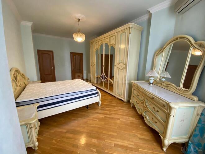 İcarəyə verilir 4 otaqlı yeni tikili 230 m², 28 May m., photo 10 from 26