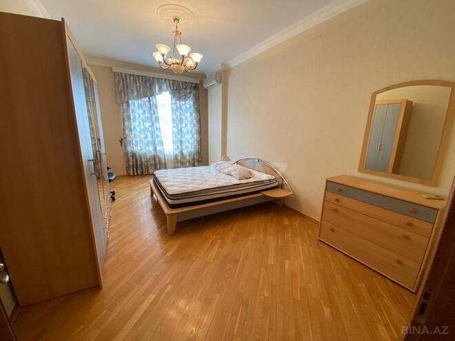 İcarəyə verilir 4 otaqlı yeni tikili 230 m², 28 May m., photo 5 from 26