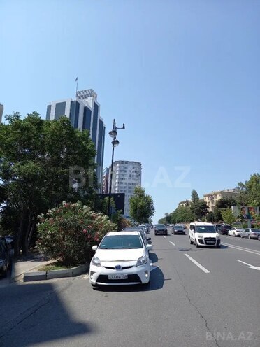 Продаётся 3-комн. вторичка 79.9 м², м. Элмляр Академиясы, photo 5 from 20