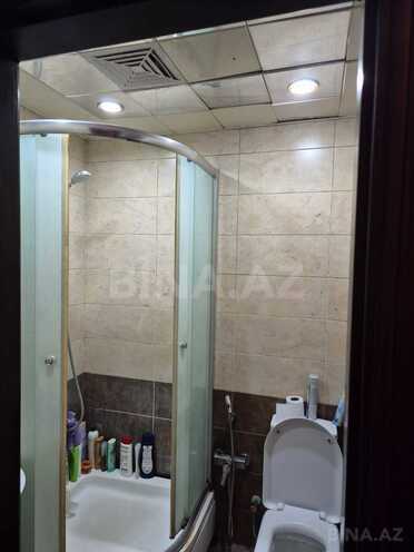 Продаётся 2-комн. вторичка 65 м², м. Иншаатчылар, photo 20 from 24