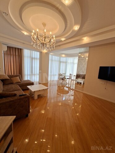 Продаётся 4-комн. новостройка 110 м², м. Элмляр Академиясы, photo 11 from 22