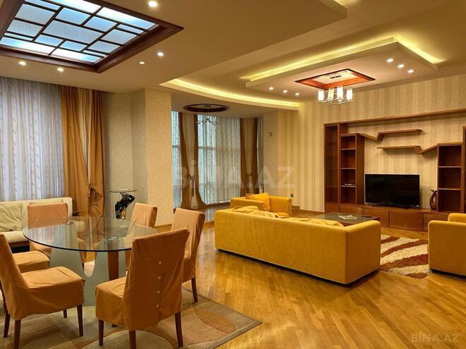 Сдаётся 3-комн. новостройка 180 м², м. 28 мая, photo 10 from 19