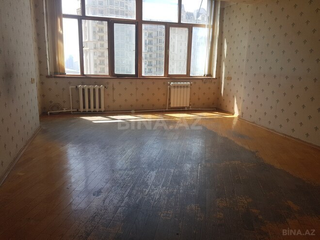 Продаётся 2-комн. вторичка 44 м², м. Гянджлик, photo 19 from 32