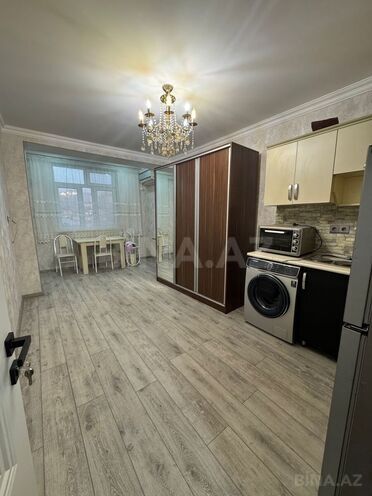 Продаётся 1-комн. вторичка 25 м², м. Ази Асланов, photo 1 from 10