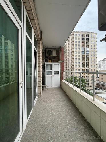 Продаётся 4-комн. новостройка 180 м², Насиминский  р., photo 21 from 27