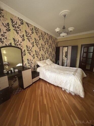 Продаётся 3-комн. новостройка 134 м², м. Кара Караев, photo 11 from 14
