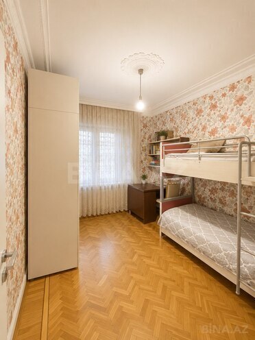 Продаётся 5-комн. вторичка 130 м², Бинагадинский р., photo 6 from 13