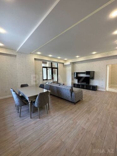Сдаётся 4-комн. новостройка 170 м², м. 28 мая, photo 1 from 23
