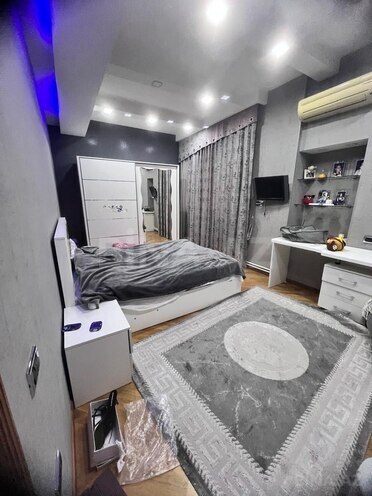 Satılır 5 otaqlı yeni tikili 250 m², İnşaatçılar m., photo 18 from 30