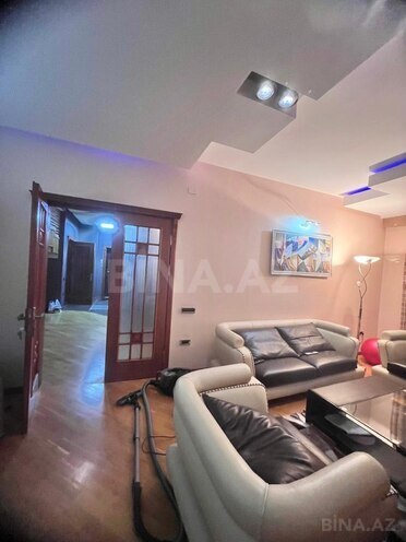 Satılır 5 otaqlı yeni tikili 250 m², İnşaatçılar m., photo 8 from 30