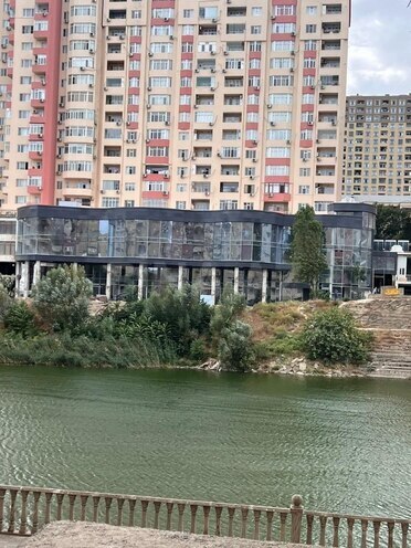 Satılır 5 otaqlı yeni tikili 250 m², İnşaatçılar m., photo 1 from 30
