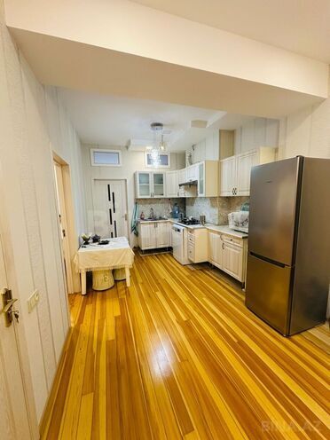 Сдаётся 2-комн. новостройка 70 м², м. Шах Исмаил Хатаи, photo 6 from 11