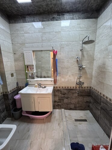 Продаётся 2-комн. вторичка 60 м², Хатаинский р., photo 9 from 10