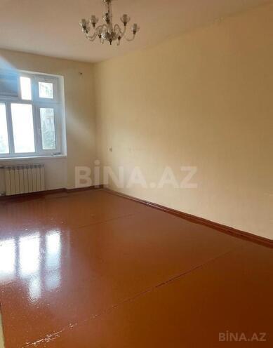 Продаётся 2-комн. вторичка 60 м², м. Азадлыг проспекти, photo 1 from 8