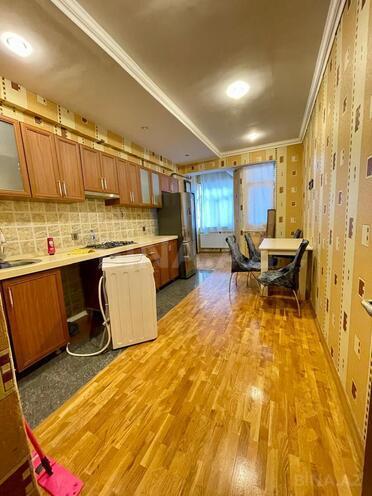 Сдаётся 3-комн. новостройка 120 м², м. 20 января, photo 6 from 13