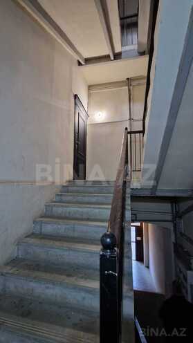 Продаётся 4-комн. вторичка 110 м², м. Низами, photo 15 from 20