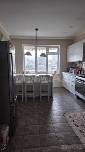 Продаётся 3-комн. новостройка 162 м², м. Низами, photo 14 from 23