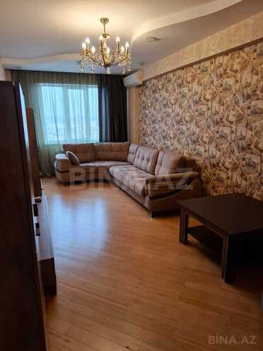 Сдаётся 2-комн. новостройка 70 м², м. Нариман Нариманов, photo 1 from 18