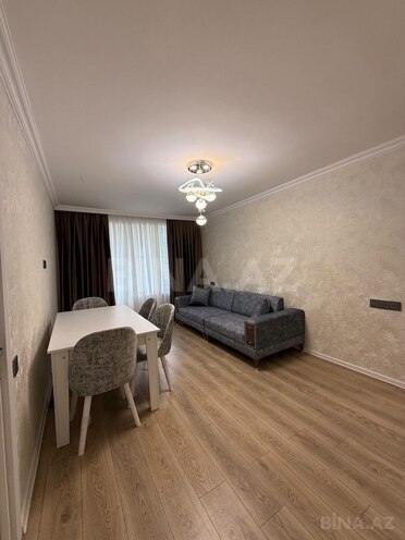 Продаётся 2-комн. вторичка 62 м², м. Кара Караев, photo 1 from 19