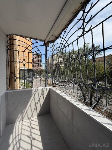 Продаётся 2-комн. вторичка 62 м², м. Кара Караев, photo 18 from 19