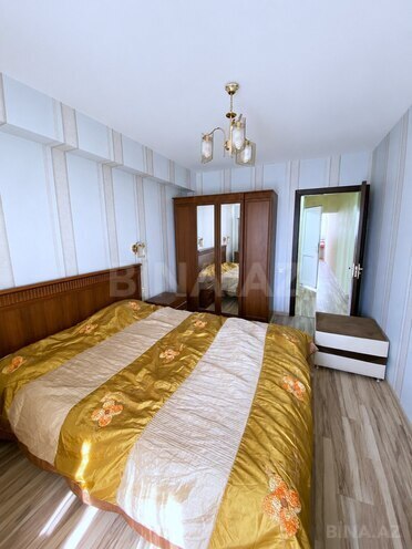 Продаётся 2-комн. вторичка 70 м², Ясамальский р., photo 4 from 15