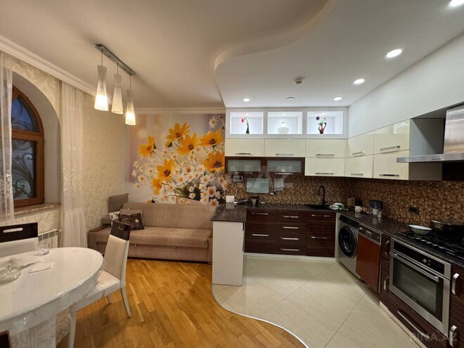 Продаётся 6-комн. дом/дача 250 м², пос. Бадамдар, photo 8 from 30