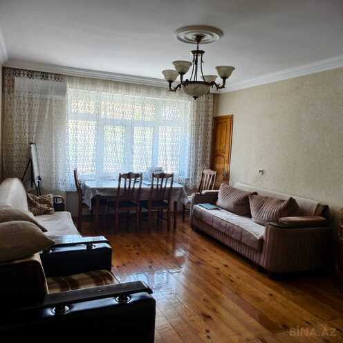 Продаётся 2-комн. вторичка 56 м², photo 1 from 15
