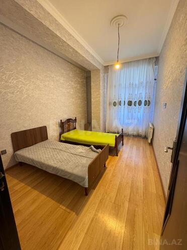 Сдаётся 3-комн. новостройка 130 м², Насиминский  р., photo 10 from 15