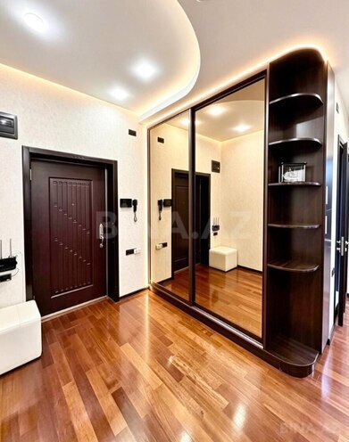 Сдаётся 3-комн. новостройка 110 м², м. Низами, photo 8 from 10