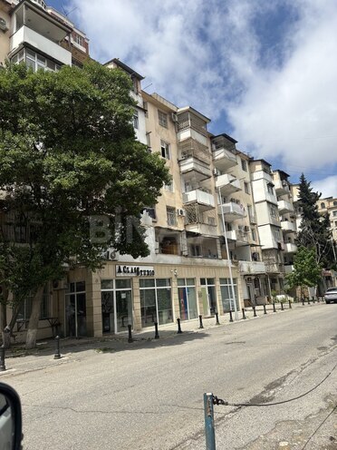Сдаётся 2-комн. вторичка 40 м², м. Элмляр Академиясы, photo 1 from 9