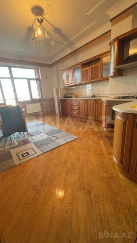 Продаётся 4-комн. новостройка 200 м², м. Низами, photo 11 from 16