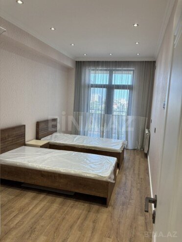 Сдаётся 3-комн. новостройка 85 м², пос. Бакиханова, photo 7 from 12