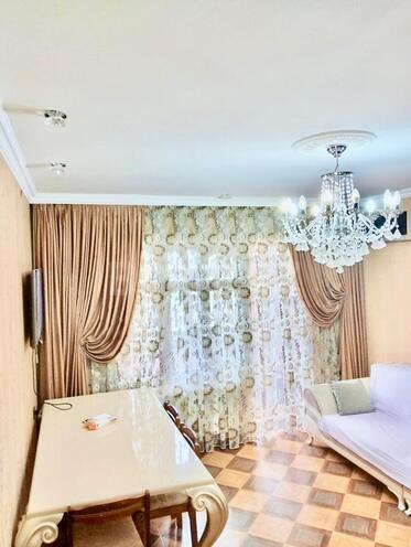 Продаётся 4-комн. вторичка 100 м², пос. 8-й километр, photo 1 from 26