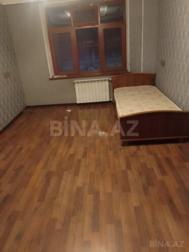 Продаётся 3-комн. вторичка 70 м², Бинагадинский р., photo 3 from 9