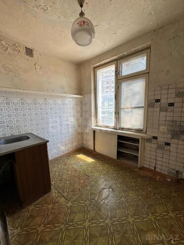 Продаётся 2-комн. вторичка 55 м², м. Элмляр Академиясы, photo 9 from 14