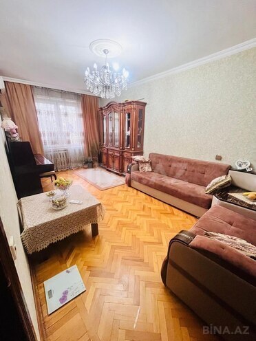Продаётся 3-комн. вторичка 85 м², м. 8 ноября, photo 1 from 16