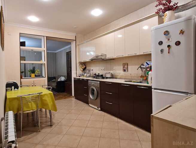 Сдаётся 3-комн. вторичка 95 м², м. Нариман Нариманов, photo 11 from 17