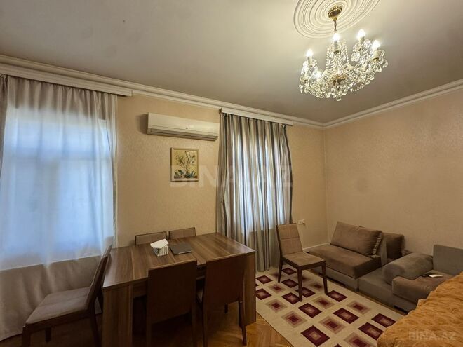 Продаётся 3-комн. вторичка 90 м², м. Нариман Нариманов, photo 1 from 19