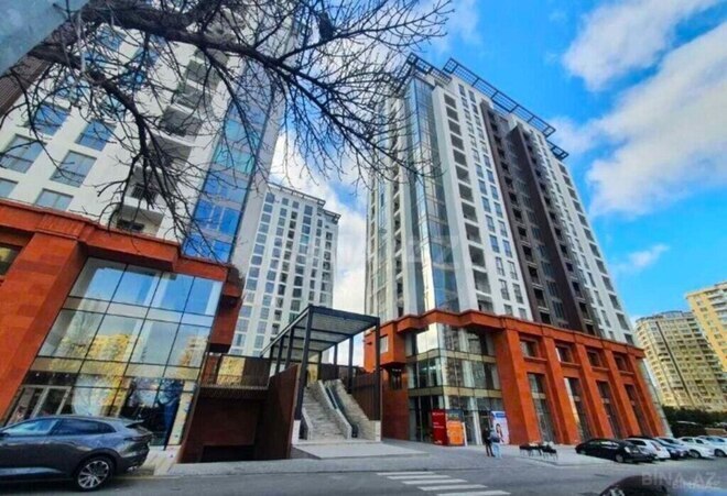 Сдаётся 4-комн. новостройка 160 м², м. Элмляр Академиясы, photo 1 from 31