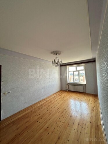 Продаётся 2-комн. вторичка 65 м², пос. Ени Гюнешли, photo 4 from 14
