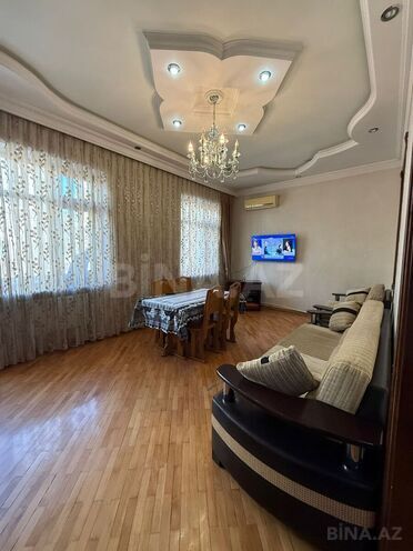 Продаётся 3-комн. вторичка 70 м², Наримановский  р., photo 1 from 21