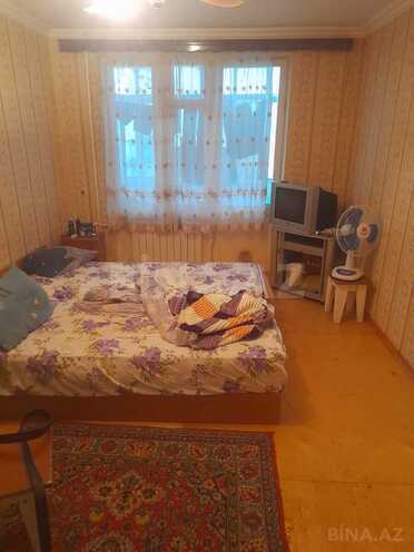 Продаётся 1-комн. вторичка 35 м², м. Нефтчиляр, photo 4 from 11