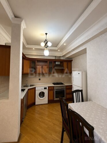 Сдаётся 3-комн. вторичка 105 м², м. Сахил, photo 11 from 19