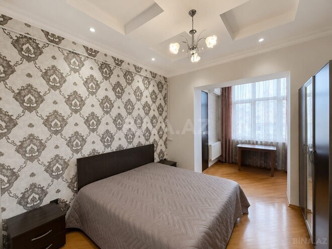 Сдаётся 3-комн. вторичка 105 м², м. Сахил, photo 7 from 19