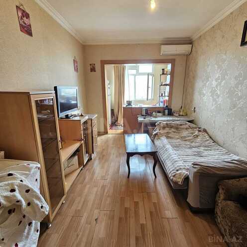 Продаётся 1-комн. вторичка 24 м², м. Ази Асланов, photo 5 from 8