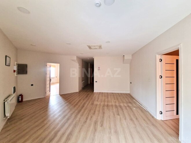Сдаётся 9-комн. офис 480 м², м. Иншаатчылар, photo 3 from 31