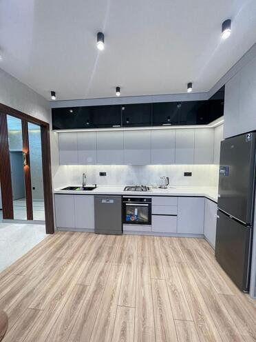 Сдаётся 3-комн. новостройка 110 м², Насиминский  р., photo 7 from 21