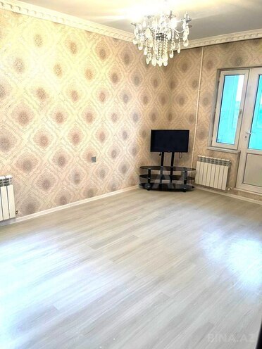 Продаётся 2-комн. вторичка 45 м², пос. Ени Гюнешли, photo 1 from 18
