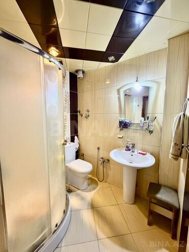 Продаётся 2-комн. вторичка 55 м², м. Нефтчиляр, photo 18 from 19